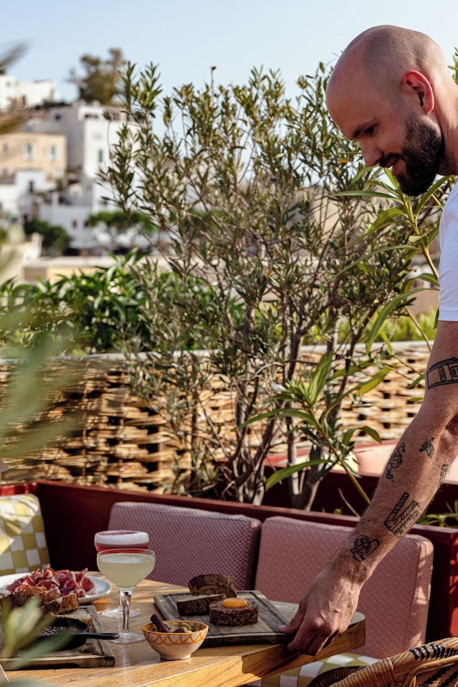 Montesol Experimental Ibiza — Restaurant & bars in Ibiza Town, Balearic Islands