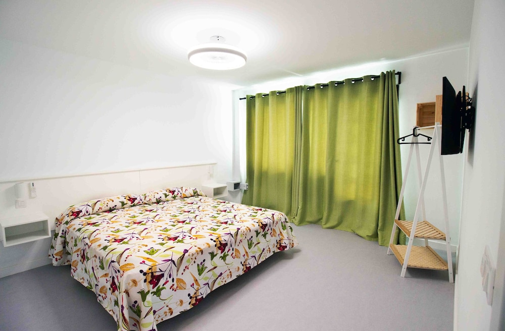 Apartamentos La Moraña — Hotel rooms in Puerto del Carmen, Canary Islands