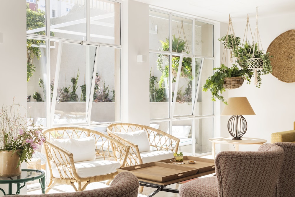 The 15th Boutique Hotel — Hotel rooms in Lloret de Mar, Catalonia