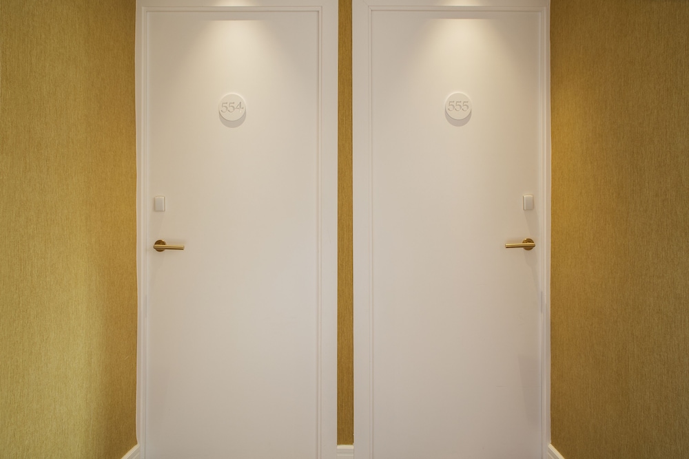 The 15th Boutique Hotel — Hotel building in Lloret de Mar, Catalonia