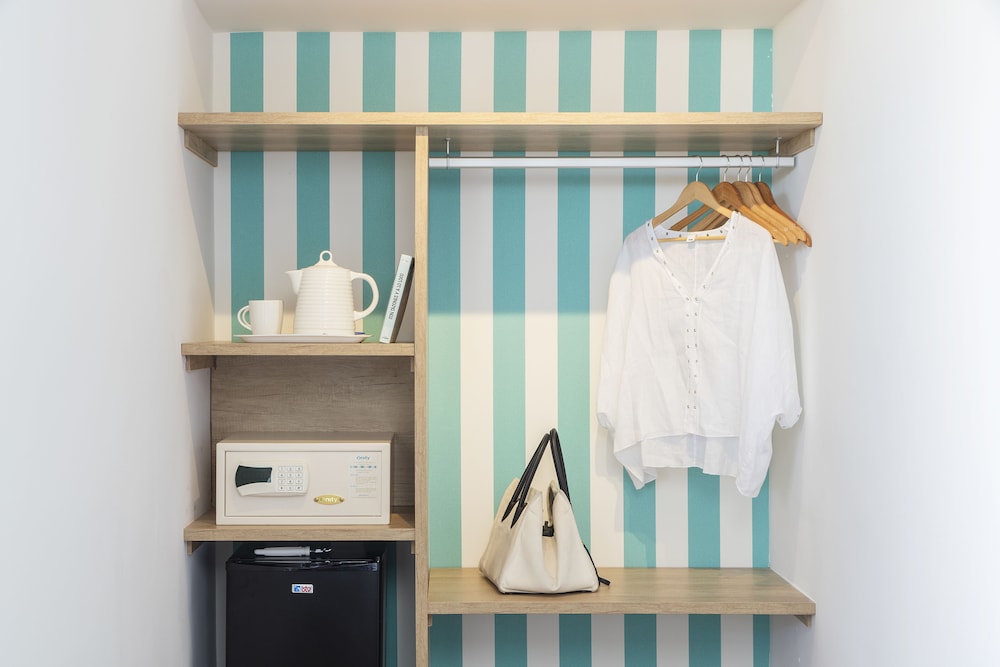 The 15th Boutique Hotel — Hotel rooms in Lloret de Mar, Catalonia