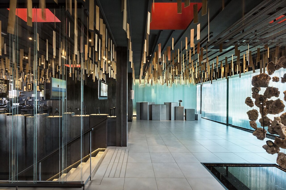 Nautilus Lanzarote — Hotel building in Puerto del Carmen, Canary Islands