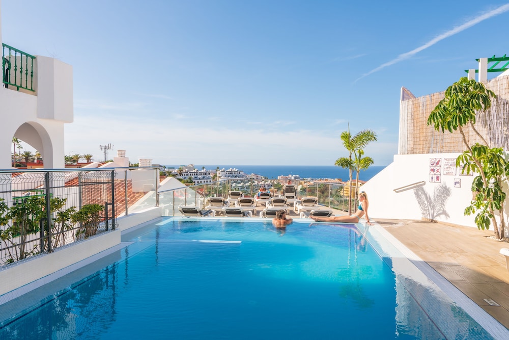 Neptuno Costadeje — Swimming pool in Costa Adeje, Canary Islands