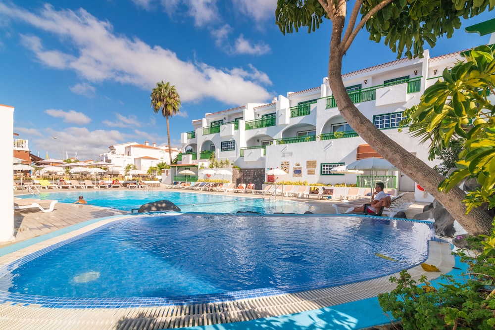 Neptuno Costadeje — Swimming pool in Costa Adeje, Canary Islands