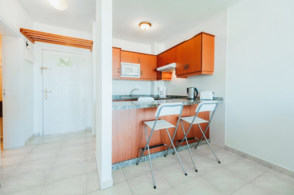 Neptuno Costadeje — Hotel rooms in Costa Adeje, Canary Islands