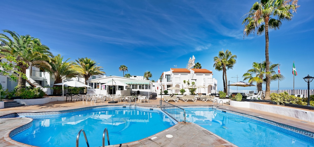 Ura Nido del Águila — Swimming pool in Puerto Rico, Canary Islands