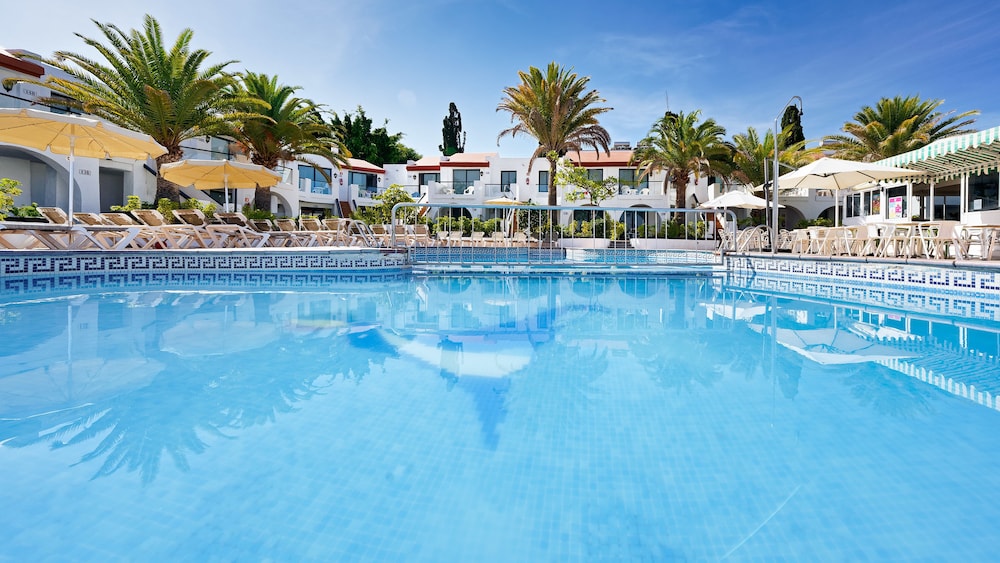 Ura Nido del Águila — Swimming pool in Puerto Rico, Canary Islands