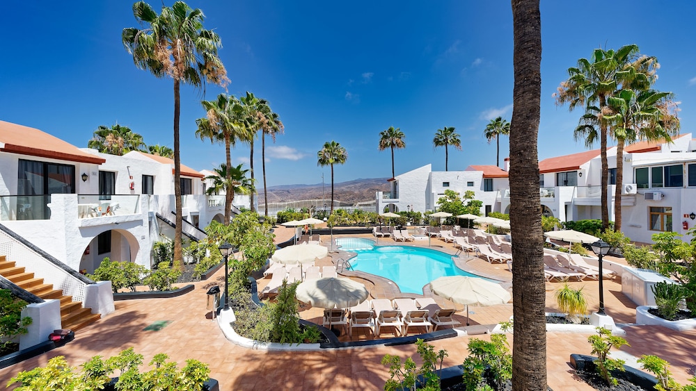 Ura Nido del Águila — Swimming pool in Puerto Rico, Canary Islands