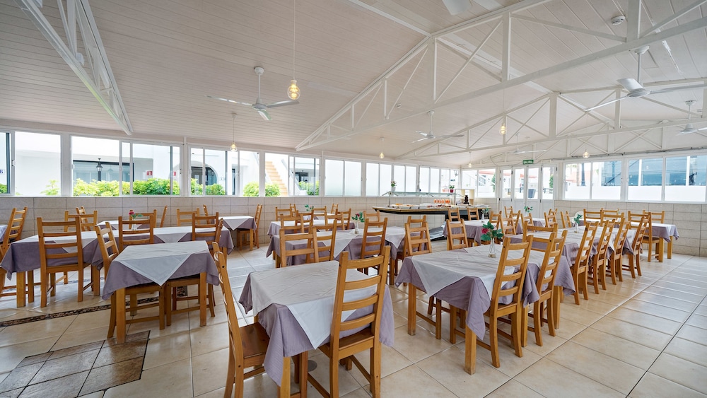 Ura Nido del Águila — Restaurant & bars in Puerto Rico, Canary Islands