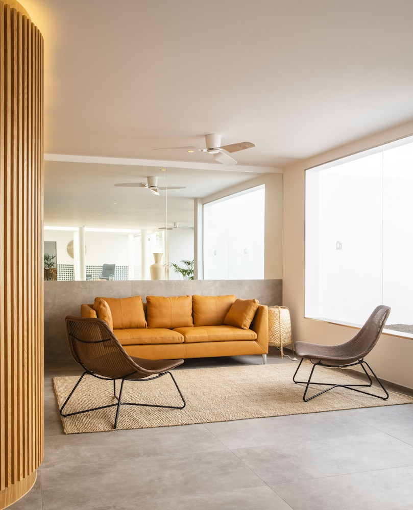 Oasis Lanz Beach Mate — Hotel rooms in Costa Teguise, Canary Islands