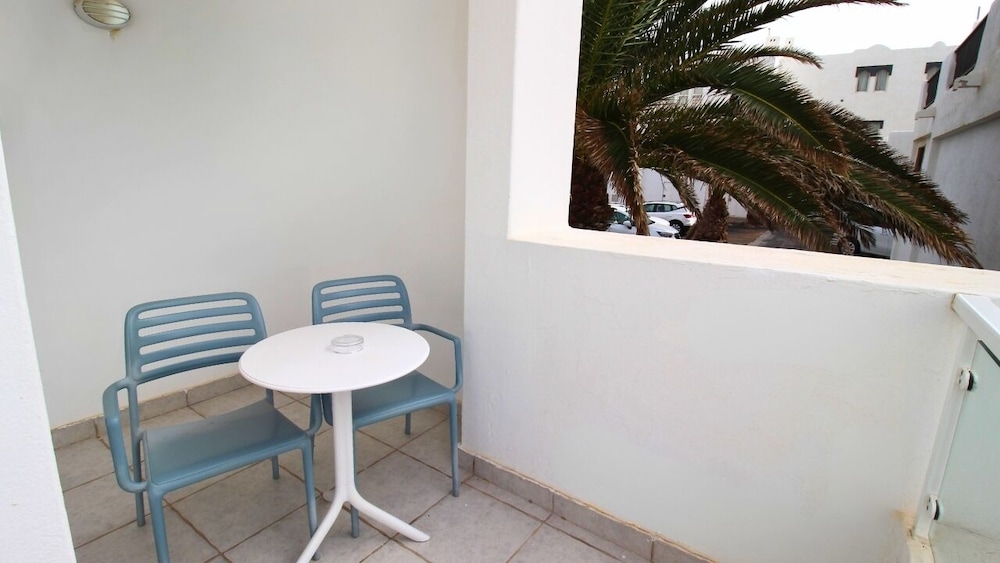 Neptuno Suites - Only Adults — Hotel rooms in Costa Teguise, Canary Islands