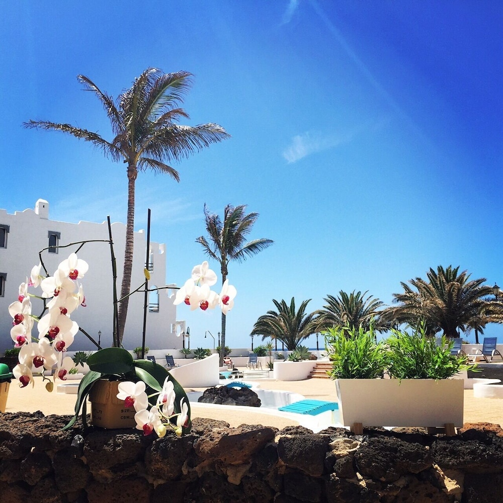 Neptuno Suites - Only Adults — Swimming pool in Costa Teguise, Canary Islands