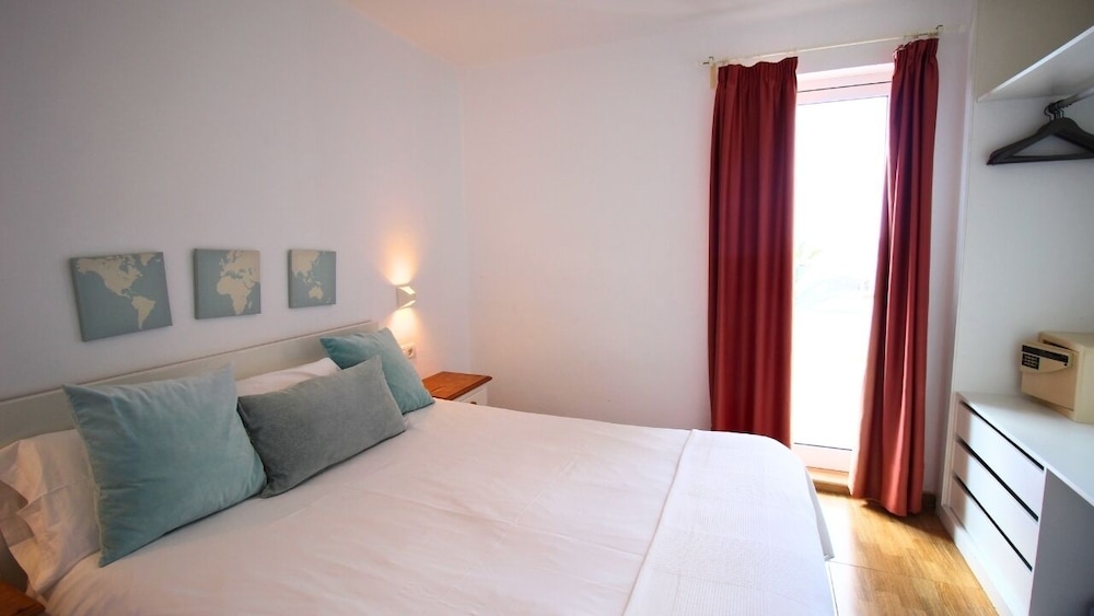 Neptuno Suites - Only Adults — Hotel rooms in Costa Teguise, Canary Islands