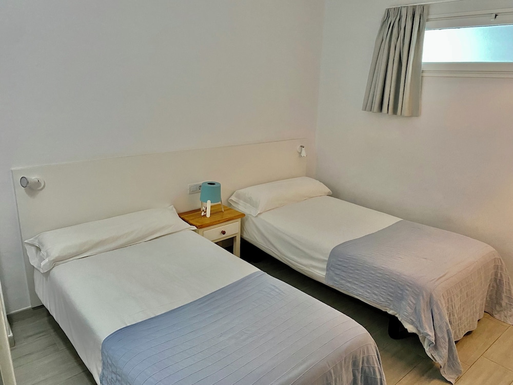 Neptuno Suites - Only Adults — Hotel rooms in Costa Teguise, Canary Islands