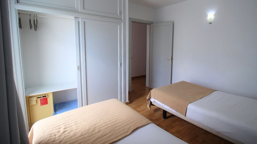 Neptuno Suites - Only Adults — Hotel rooms in Costa Teguise, Canary Islands