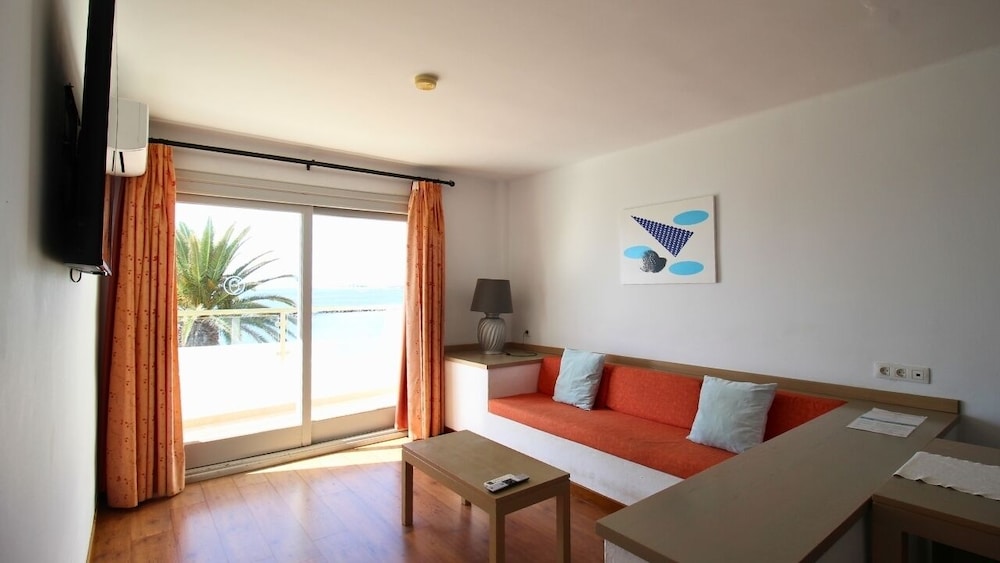 Neptuno Suites - Only Adults — Hotel rooms in Costa Teguise, Canary Islands