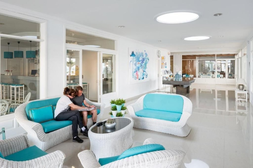Neptuno Suites - Only Adults — Hotel building in Costa Teguise, Canary Islands