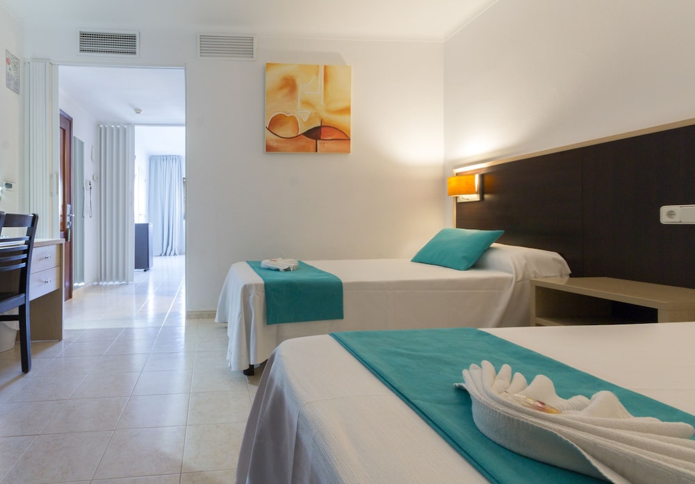 Orosol Hotel by Typic Hotels — Hotel rooms in San Antonio, Balearic Islands