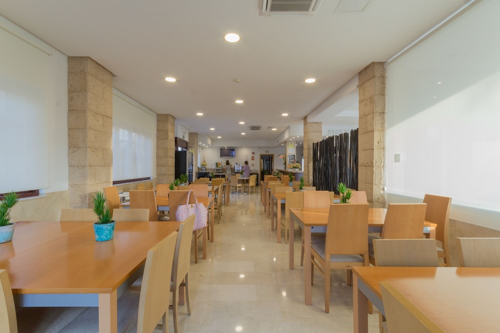 Orosol Hotel by Typic Hotels — Restaurant & bars in San Antonio, Balearic Islands