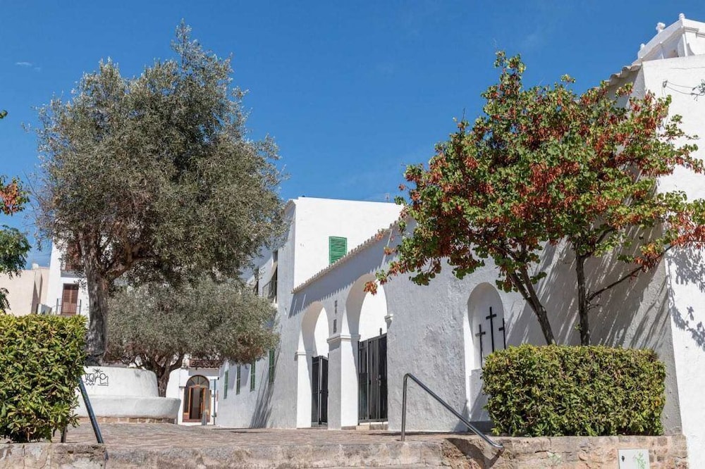 Orosol Hotel by Typic Hotels — Hotel building in San Antonio, Balearic Islands