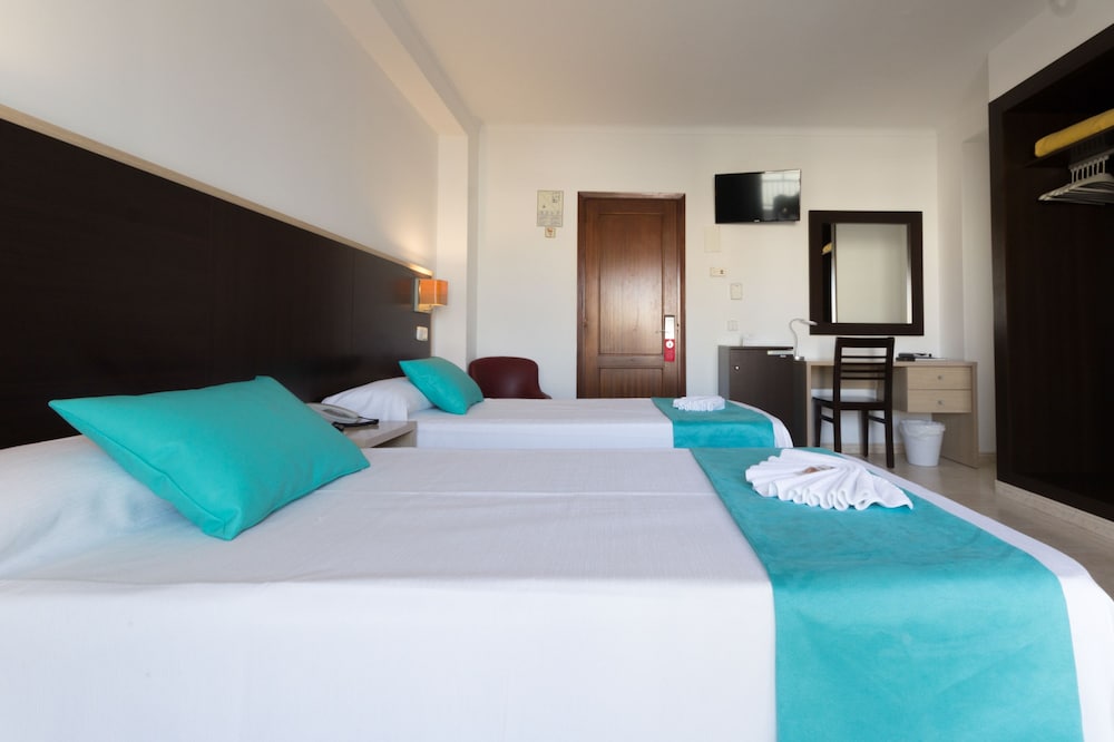 Orosol Hotel by Typic Hotels — Hotel rooms in San Antonio, Balearic Islands