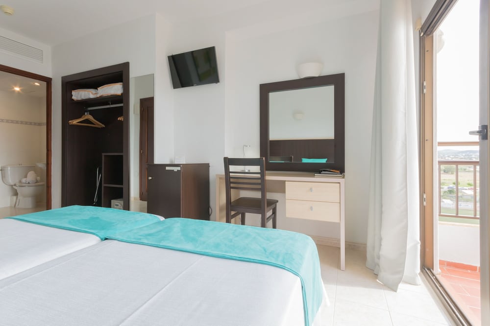 Orosol Hotel by Typic Hotels — Hotel rooms in San Antonio, Balearic Islands