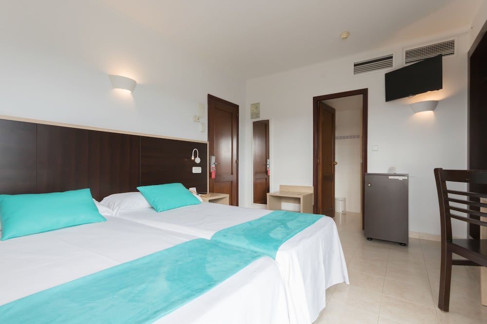 Orosol Hotel by Typic Hotels — Hotel rooms in San Antonio, Balearic Islands