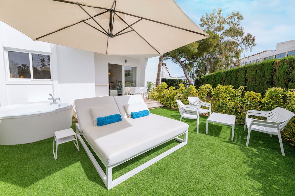 Palm Garden Apartments — Hotel rooms in Alcudia, Balearic Islands