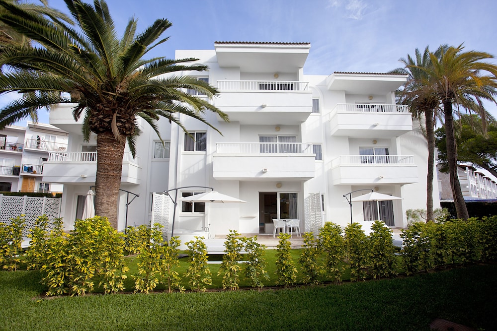 Palm Garden Apartments — Hotel building in Alcudia, Balearic Islands
