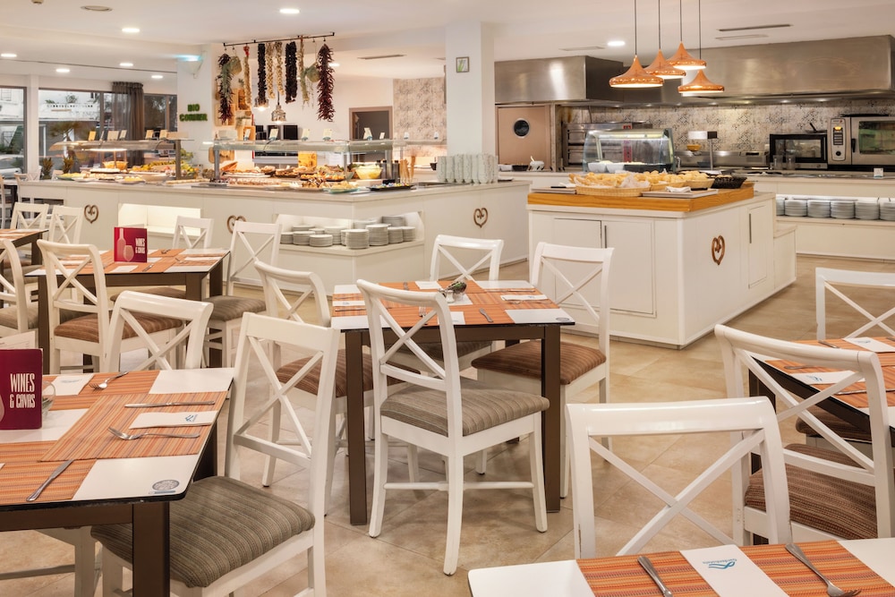 Palm Garden Apartments — Restaurant & bars in Alcudia, Balearic Islands