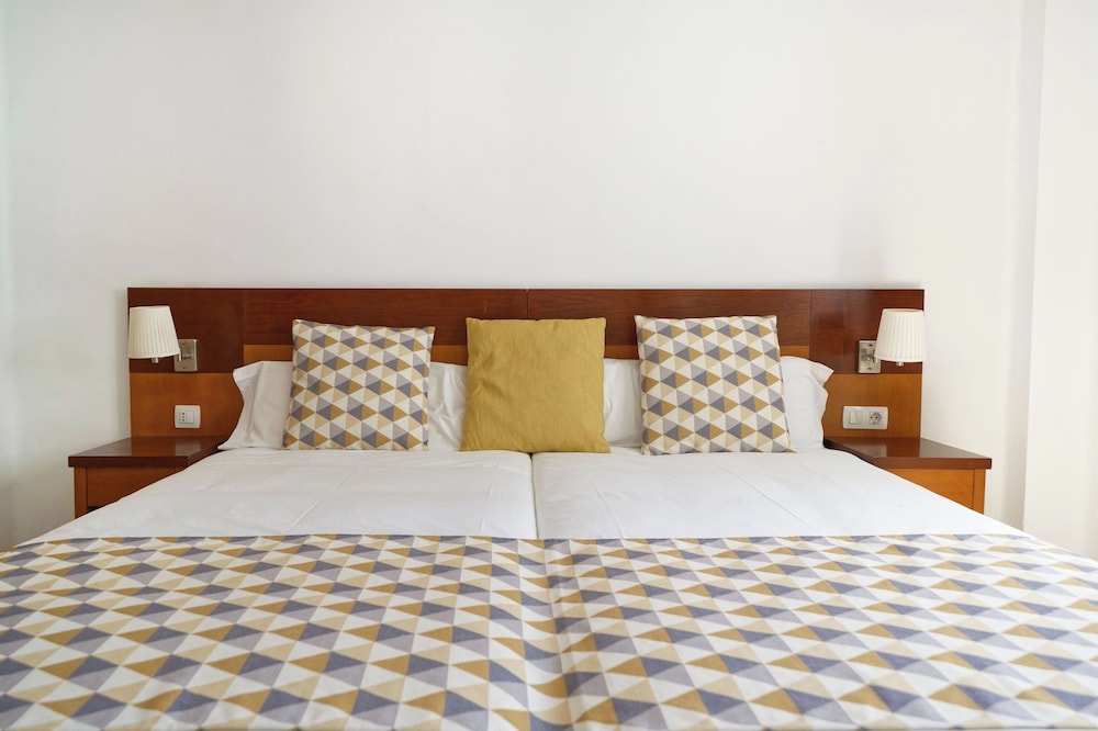BLUESEA Playa Club — Hotel rooms in Puerto del Carmen, Canary Islands