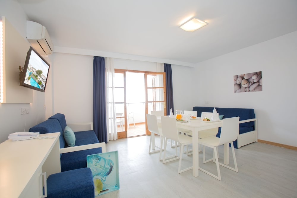 Plazamar Serenity Resort — Hotel rooms in Santa Ponca, Balearic Islands