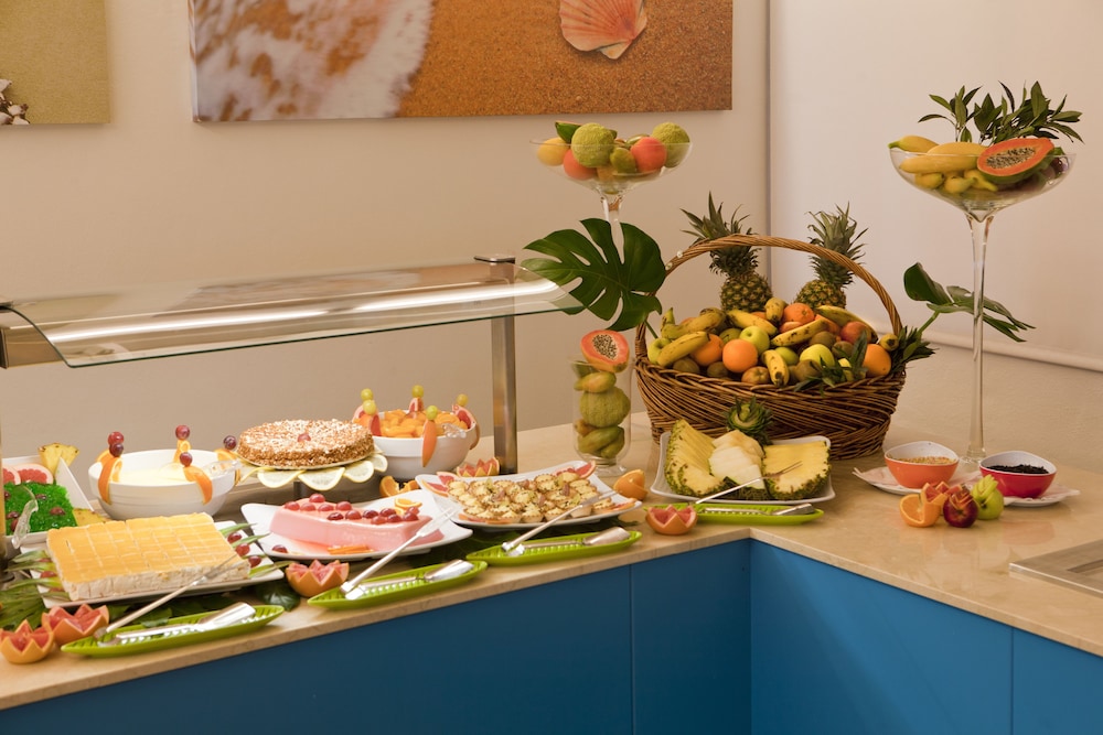 Plazamar Serenity Resort — Restaurant & bars in Santa Ponca, Balearic Islands