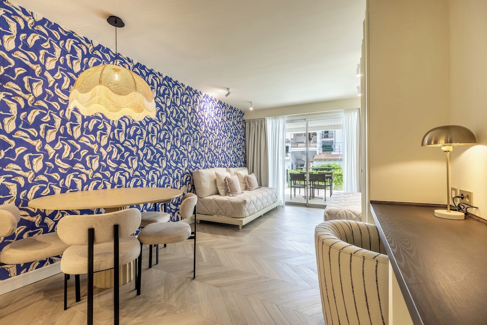 Hoposa Apartments Pollensamar — Hotel rooms in Puerto Pollensa, Balearic Islands