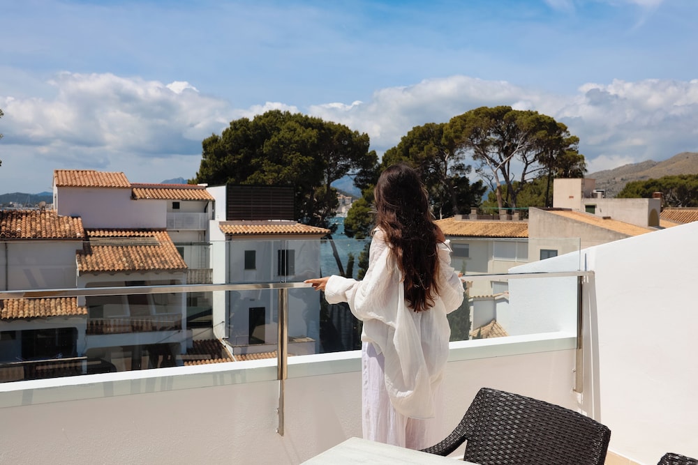 Hoposa Apartments Pollensamar — Hotel rooms in Puerto Pollensa, Balearic Islands