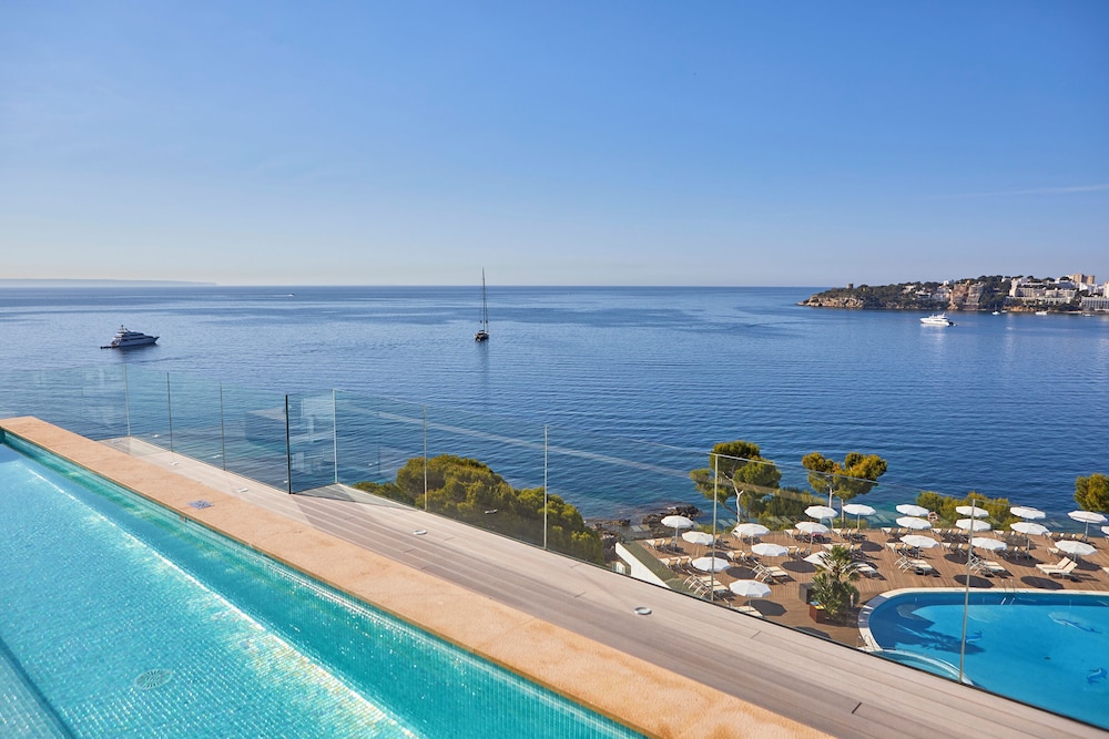 Aparthotel Ponent Mar — Swimming pool in Palma Nova, Balearic Islands