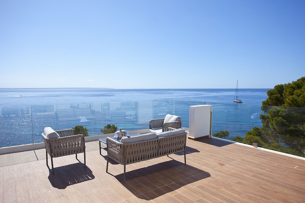 Aparthotel Ponent Mar — Hotel building in Palma Nova, Balearic Islands