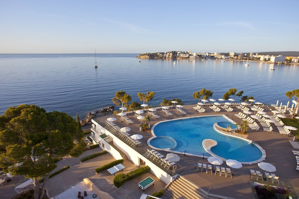 Aparthotel Ponent Mar — Swimming pool in Palma Nova, Balearic Islands