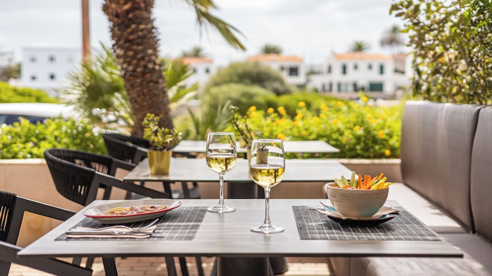 Hotel Seth Port Ciutadella — Restaurant & bars in Ciutadella de Menorca, Balearic Islands