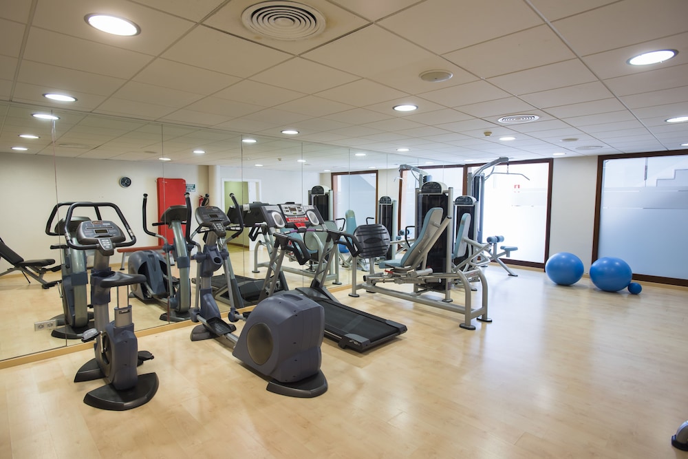 Hotel Seth Port Ciutadella — Sports & recreation in Ciutadella de Menorca, Balearic Islands