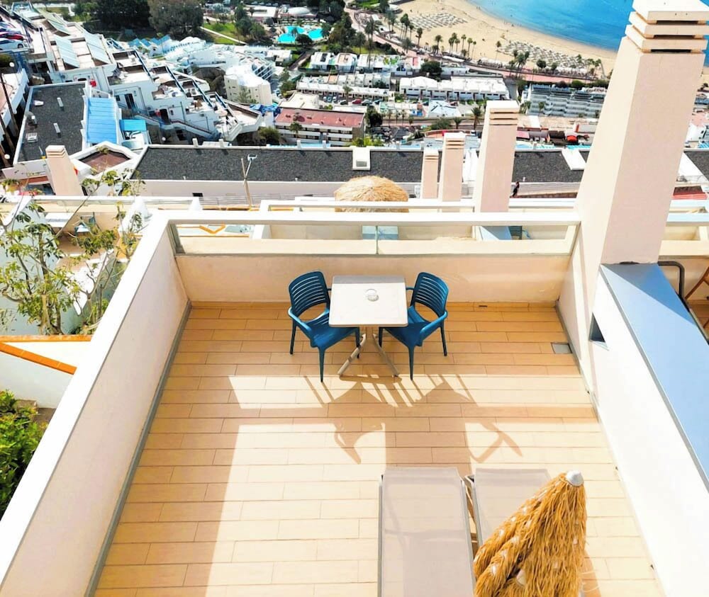 Servatur Riosol — Hotel building in Puerto Rico, Canary Islands