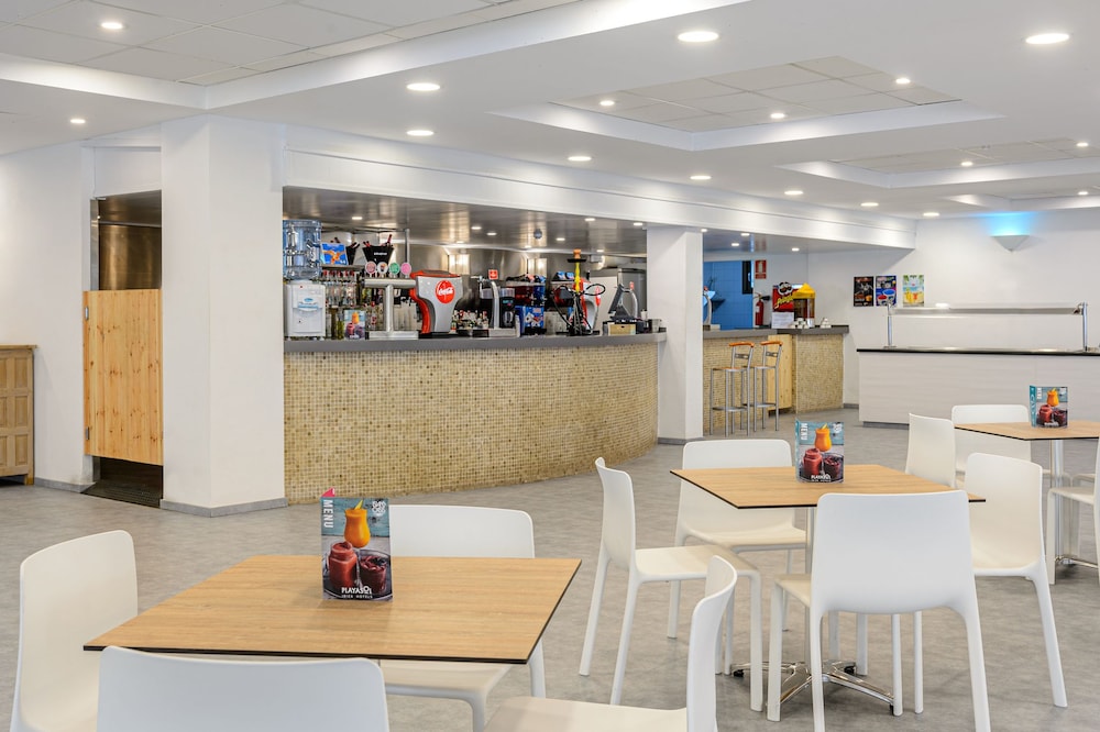 Apartamentos Vibra Riviera — Restaurant & bars in San Antonio, Balearic Islands