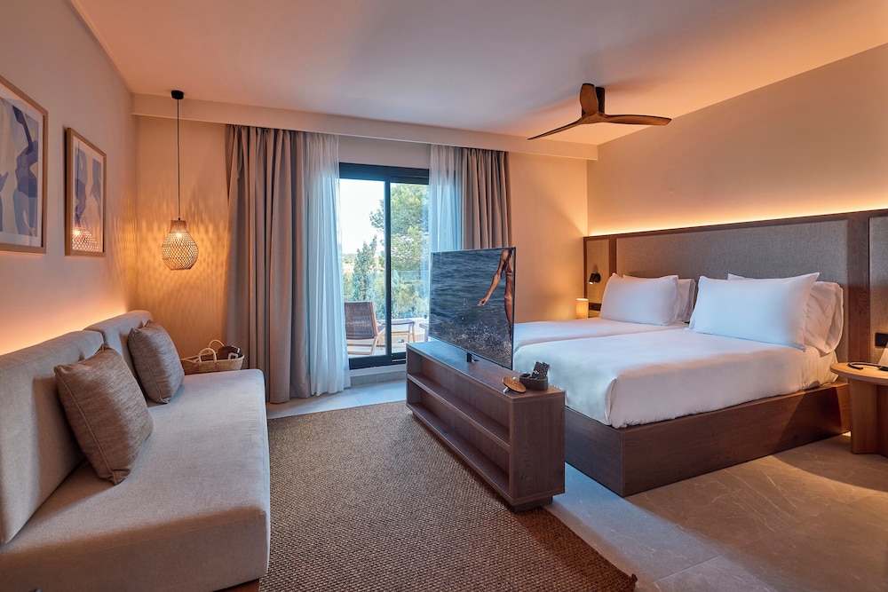 Purobeach Resort Santa Ponsa - New Opening — Rooms in Santa Ponca, Balearic Islands