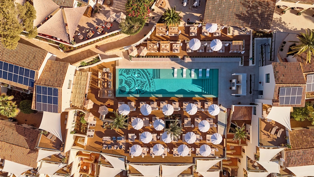 Purobeach Resort Santa Ponsa - New Opening — Outdoor in Santa Ponca, Balearic Islands