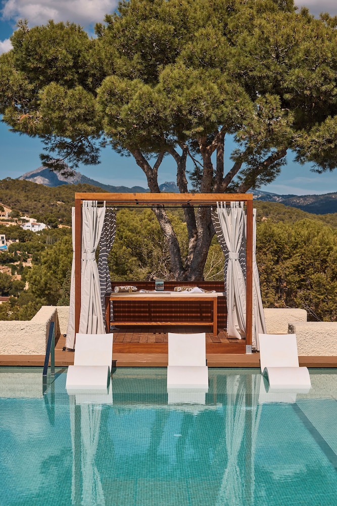 Purobeach Resort Santa Ponsa - New Opening — Facilities in Santa Ponca, Balearic Islands