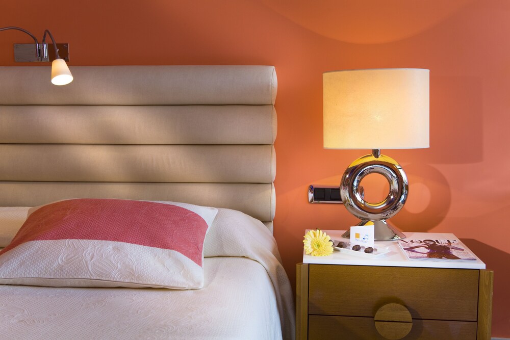 Seaside Palm Beach — Hotel rooms in Meloneras, Canary Islands