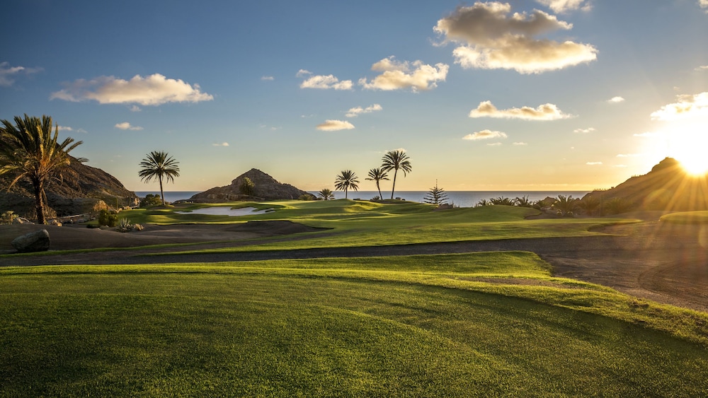Seaside Palm Beach — Sports & recreation in Meloneras, Canary Islands