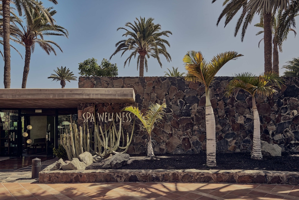 Seaside Palm Beach — Spa in Meloneras, Canary Islands