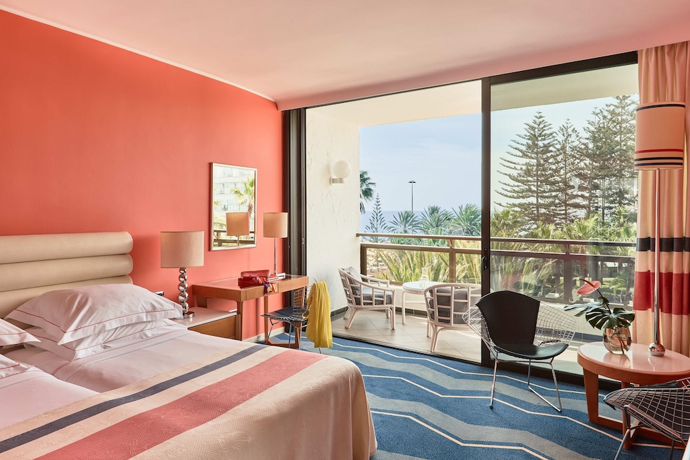 Seaside Palm Beach — Hotel rooms in Meloneras, Canary Islands