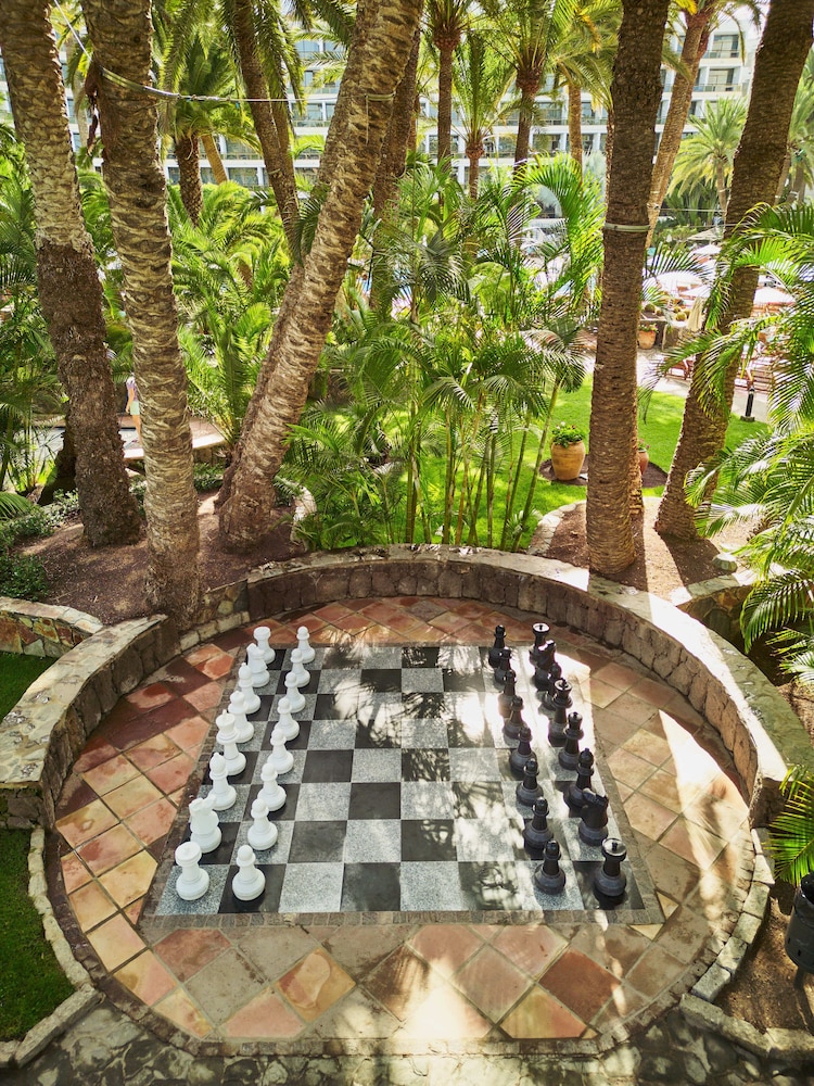 Seaside Palm Beach — Sports & recreation in Meloneras, Canary Islands